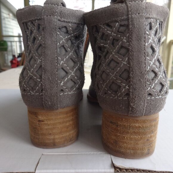Jeffrey Campbell women's size 7.5, Taggart, grey suede short boot stacked heel, - Picture 8 of 14